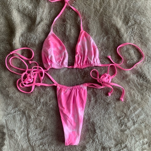 Frankie's Bikinis Other - Frankies x Sophia Richie tie dye bikini set